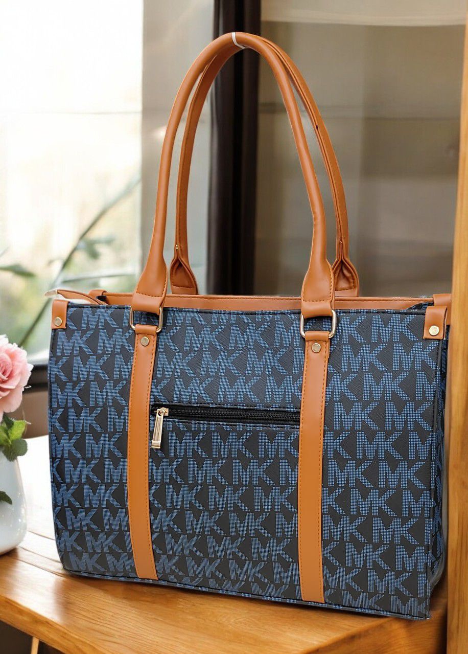 Michael Kors Large Tote Bag with Laptop Compartment