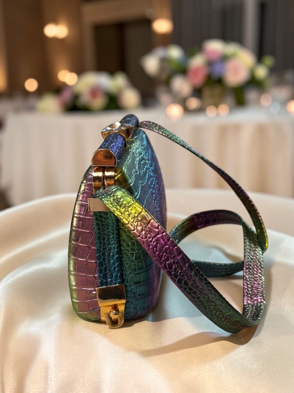 Sabyasachi Taj Heritage Clutch – Limited Edition
