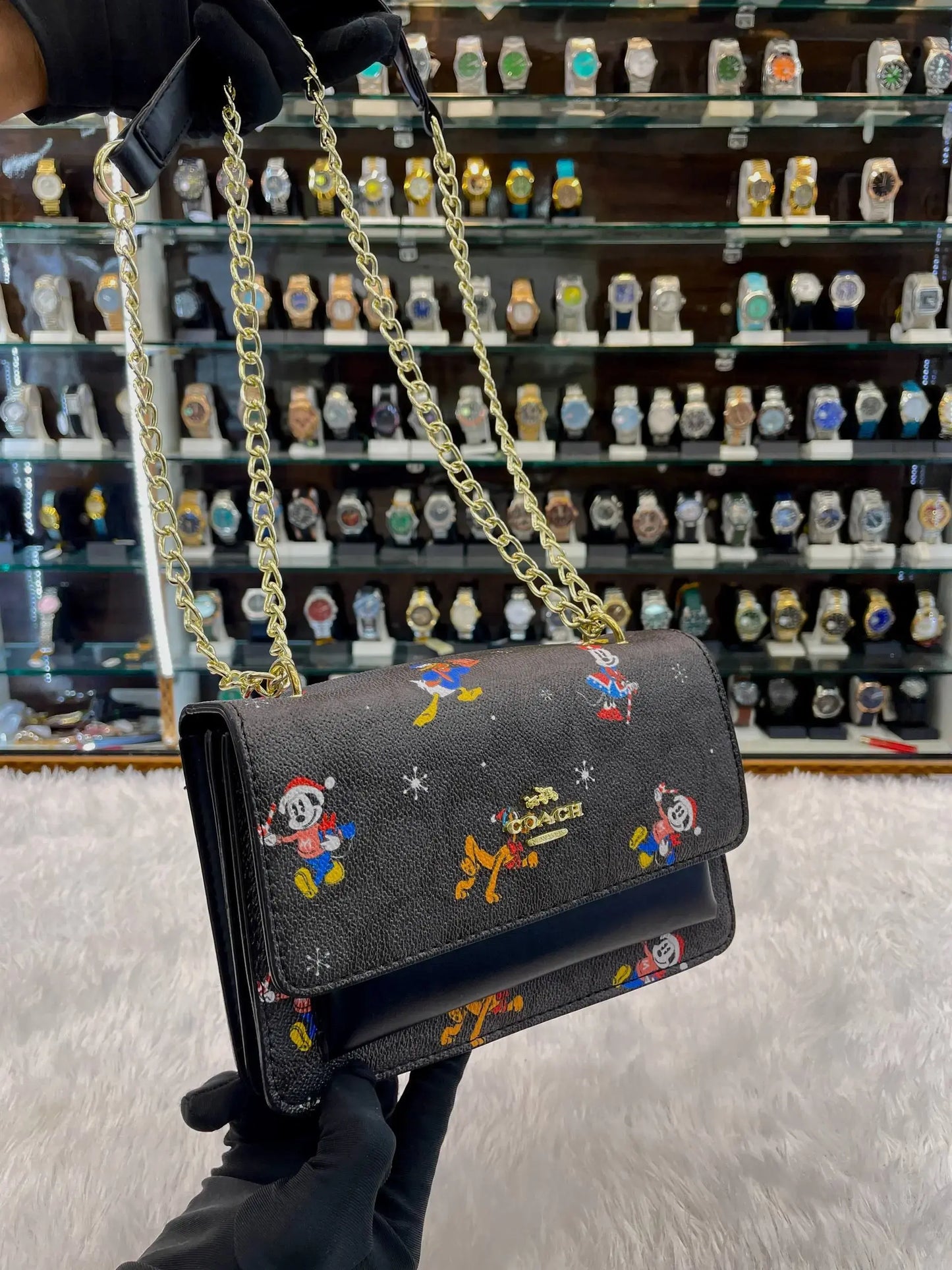 Coach disney edition crossbody sling bag black body