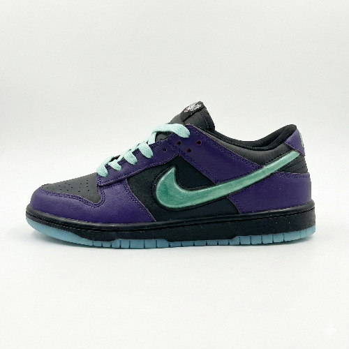 Nike Dunk Low Retro Limited Shoes