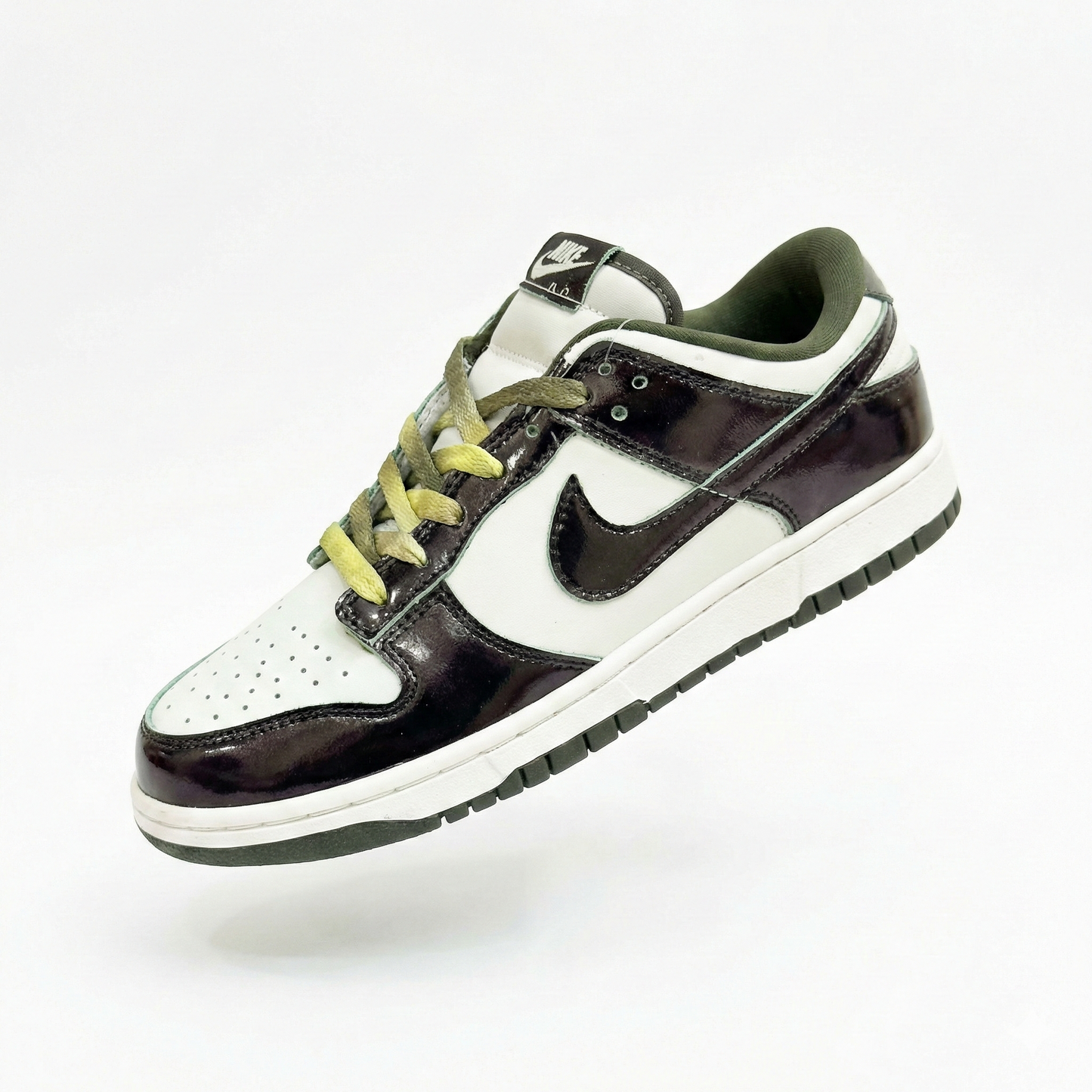 Nike Dunk Low Sneakers | White