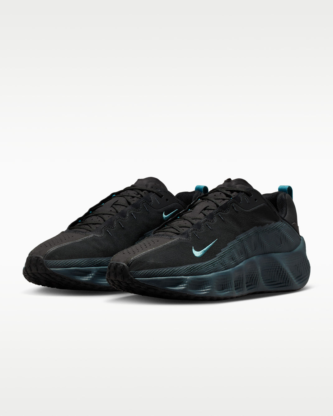 Nike Ava Rover Sneakers for Him