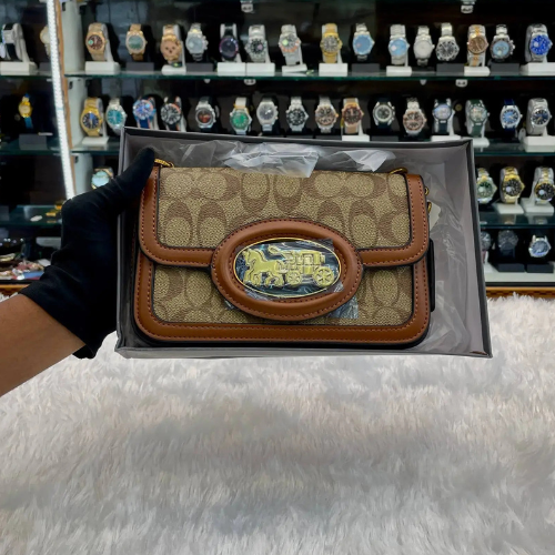 Coach hero horse crossbody in master piece