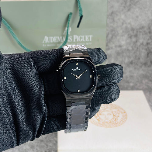 AUDEMARS PIGUET SLIM CHAIN WATCH