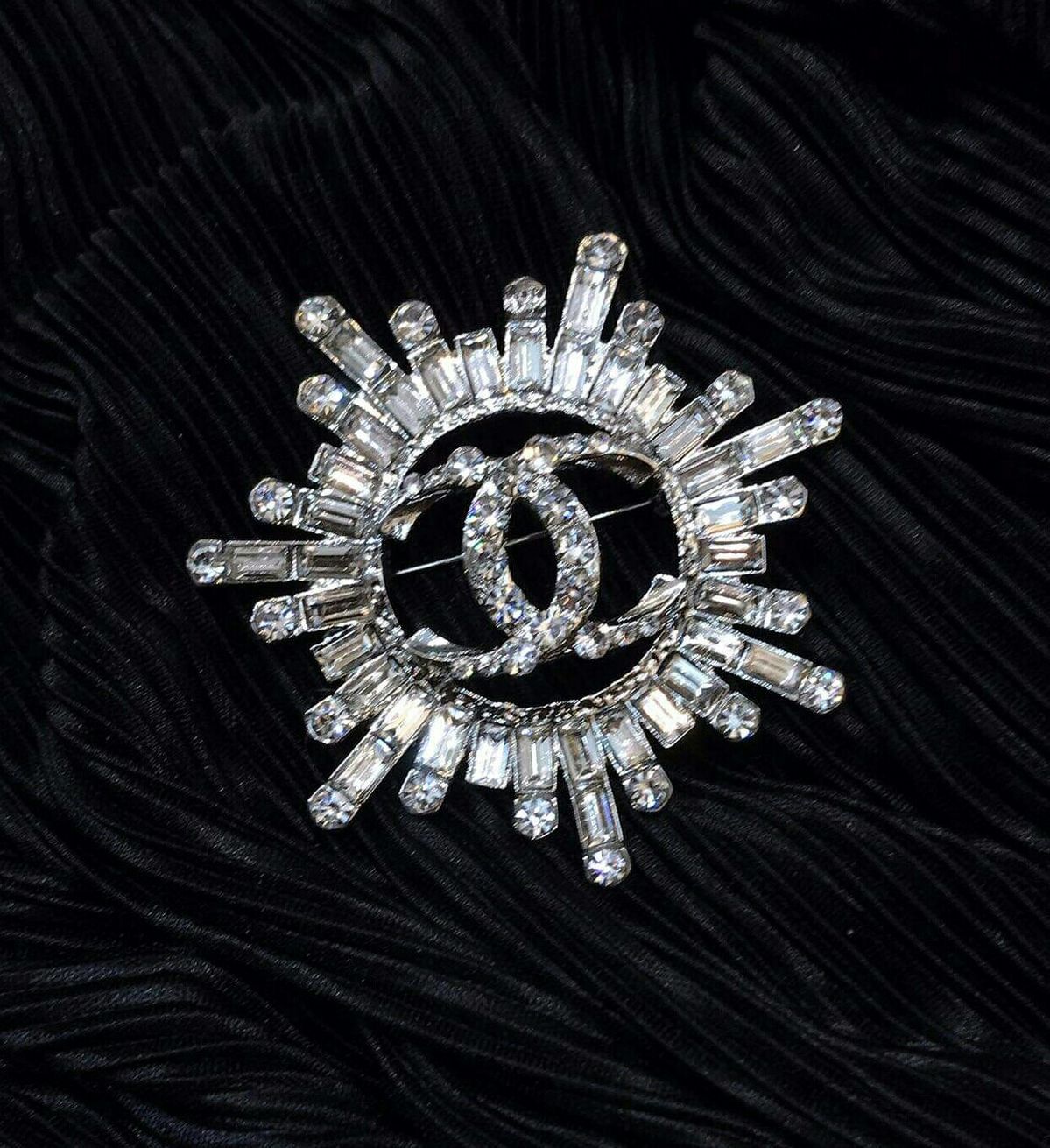 CHANEL DIAMOND STUDED BROOCH