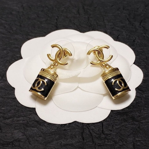 Chanel Earrings for Her – Timeless Feminine Elegance