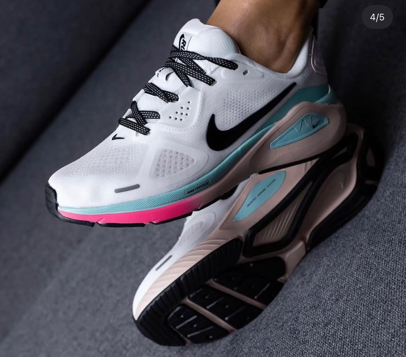 NIKE Structure 26 Running Shoes