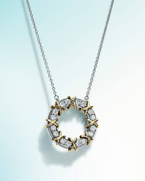Sixteen Stone By Tiffany Circle Chain Pendent