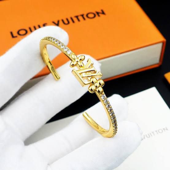 LV Iconic Cuff Diamond Bracelet