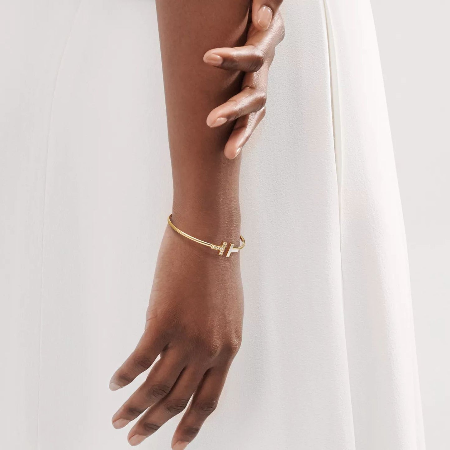 Tiffany&Co. T Wire Diamond Beautiful Bracelets