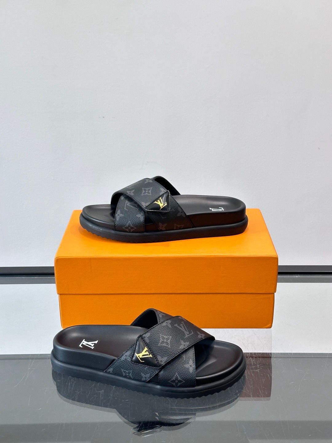 LV Oasis Mule Slippers