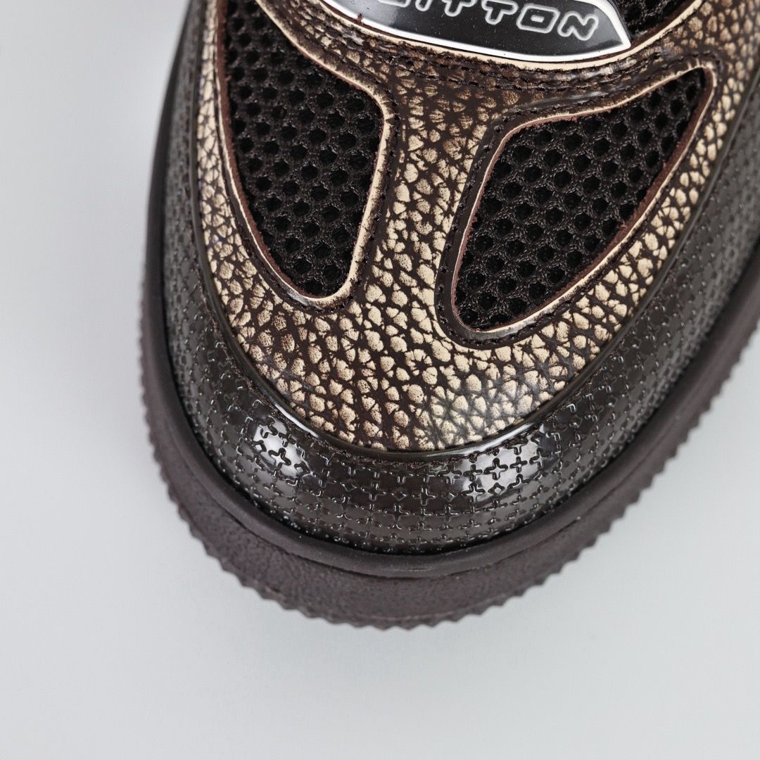LV SKATE SNEAKERS
