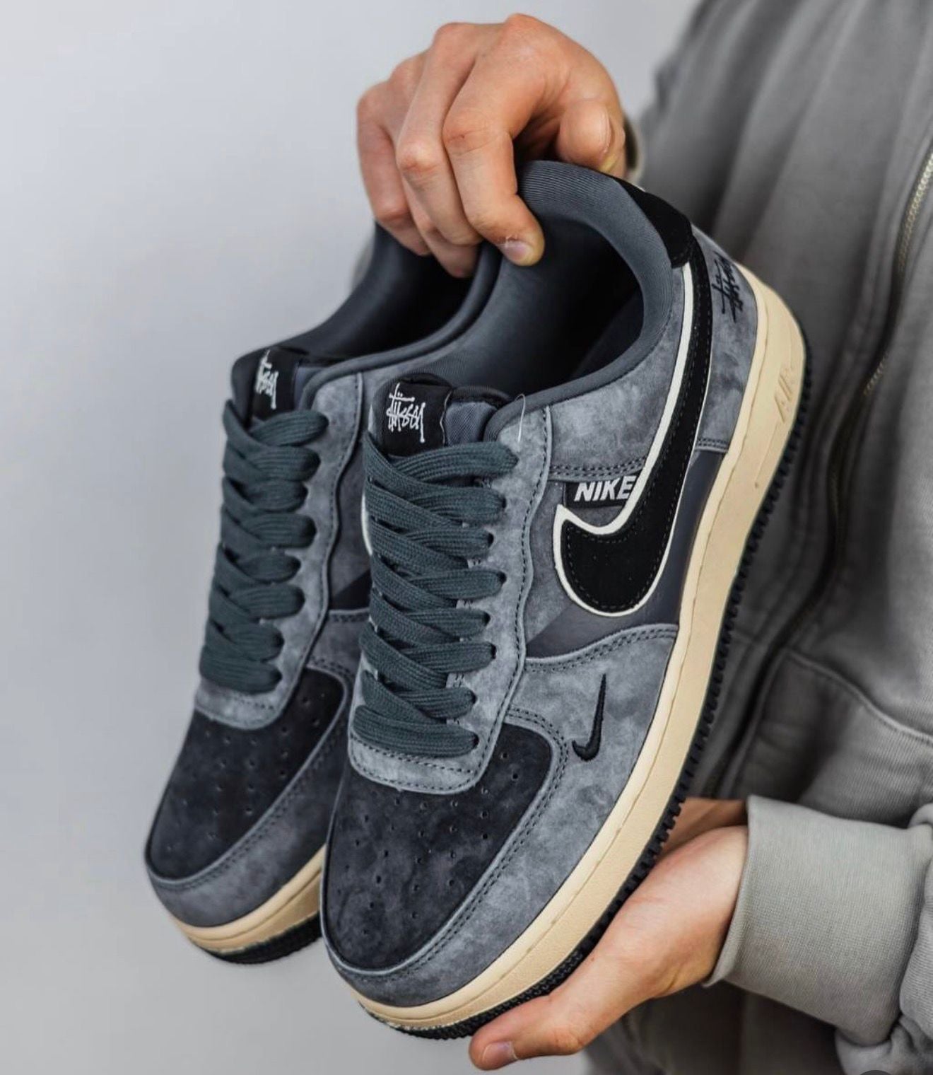 Nike x Air Force 1 Sneakers