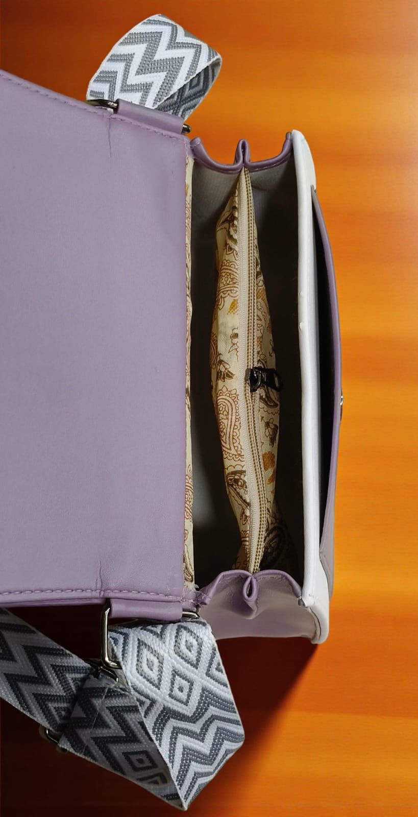 Woodland Elegant Crossbody Sling Bag – Chic Everyday Style