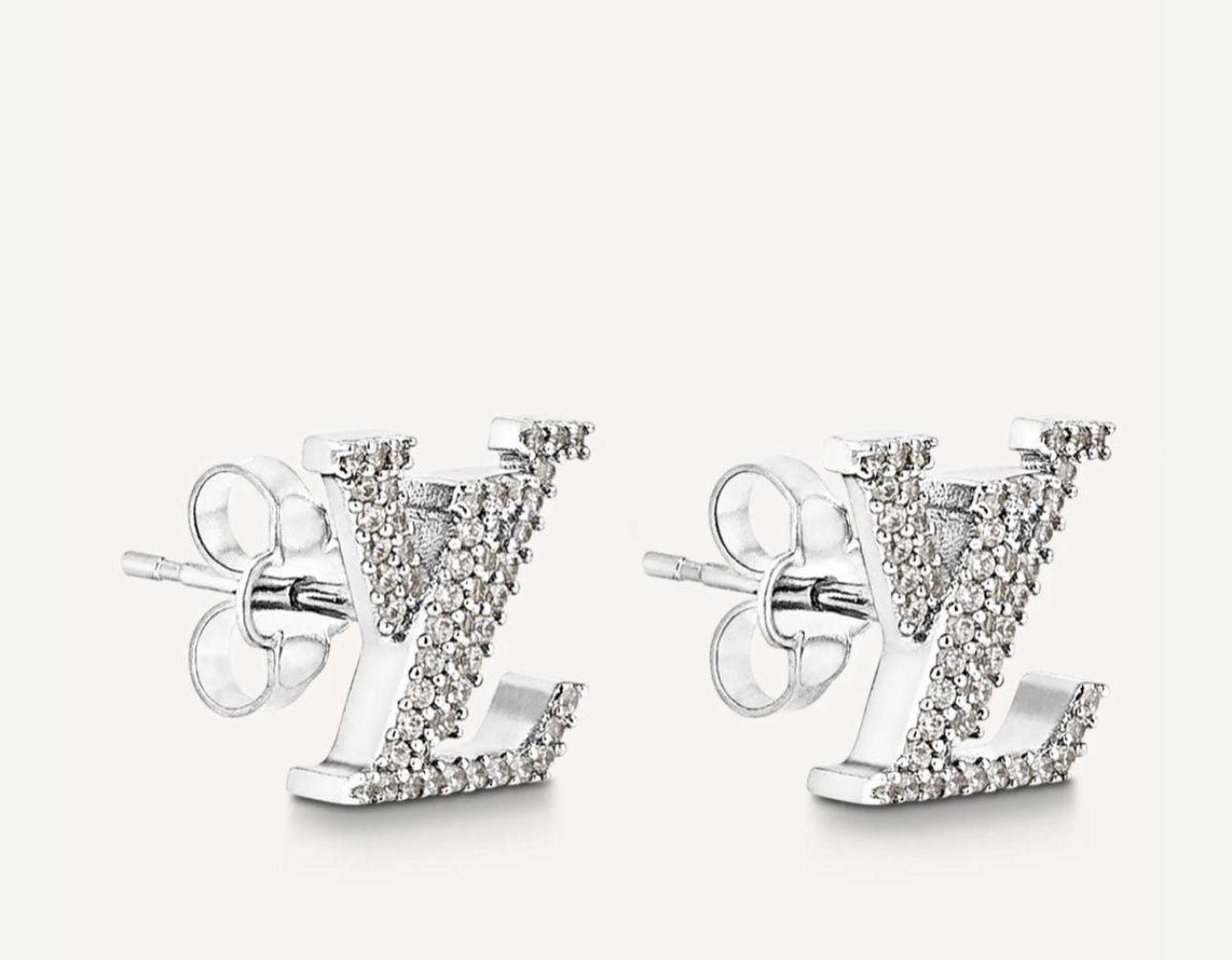 LV MONOGRAM CRUISER EARRING FOR HER