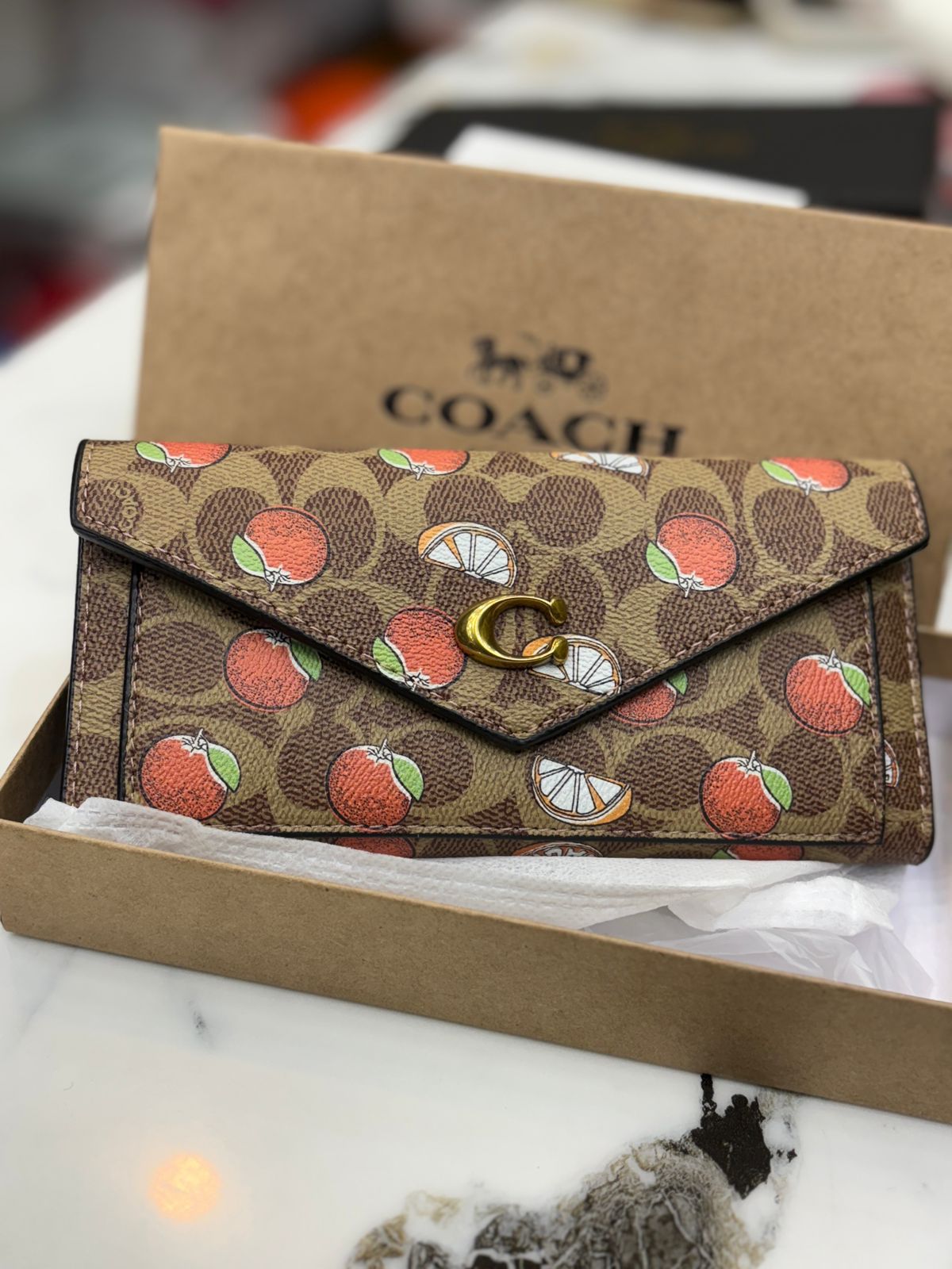 COACH THREE FOLD WALLET ( WITH DETACHABLE CARD HOLDER )