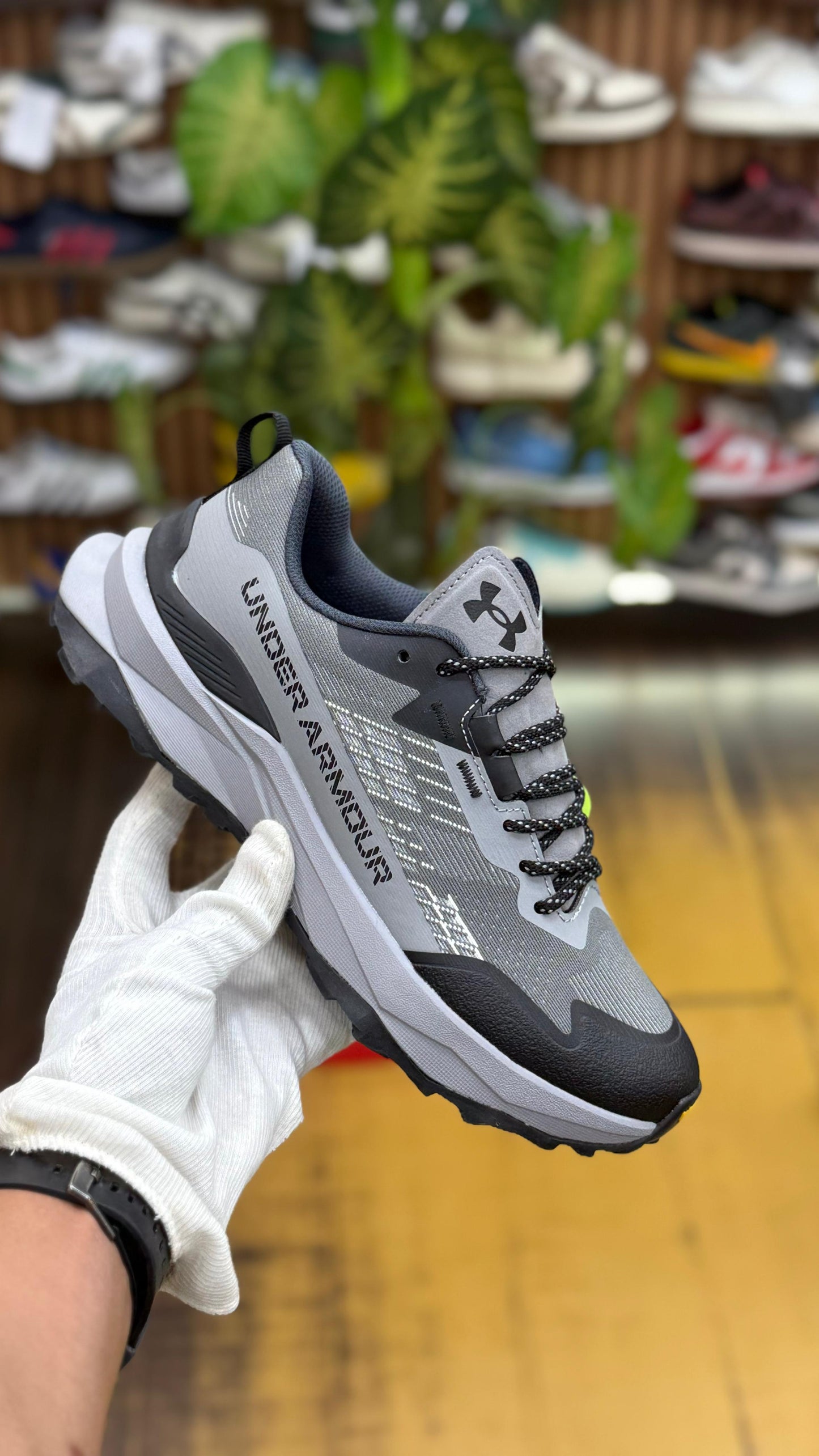 Under Armour Charged Bandit Running Shoes