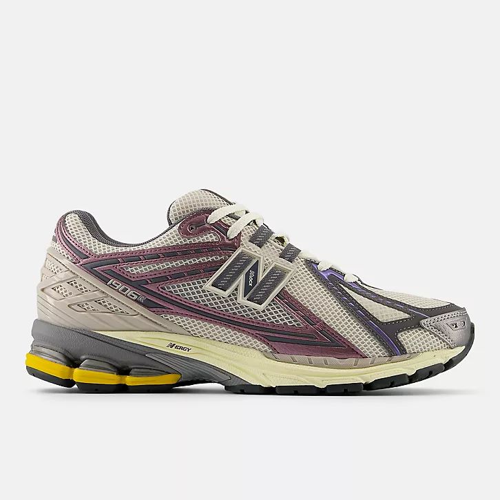 New Balance 1906R 'New Spruce Sneakers