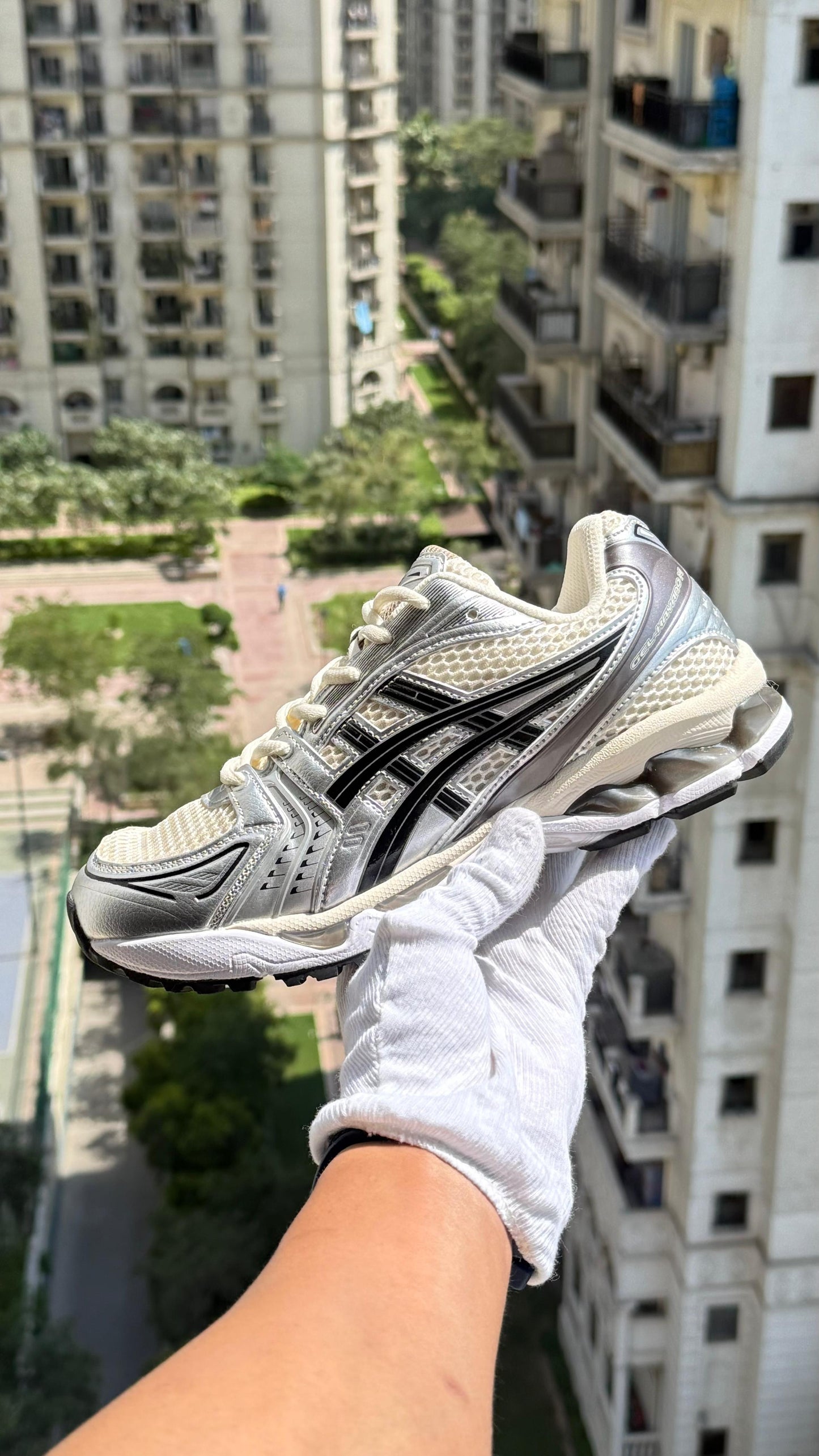 ASICS Gel-14 Sneakers – Cushioned Comfort Running Style