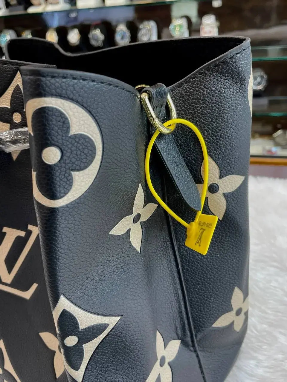 LV PREMIUM SLING BAG