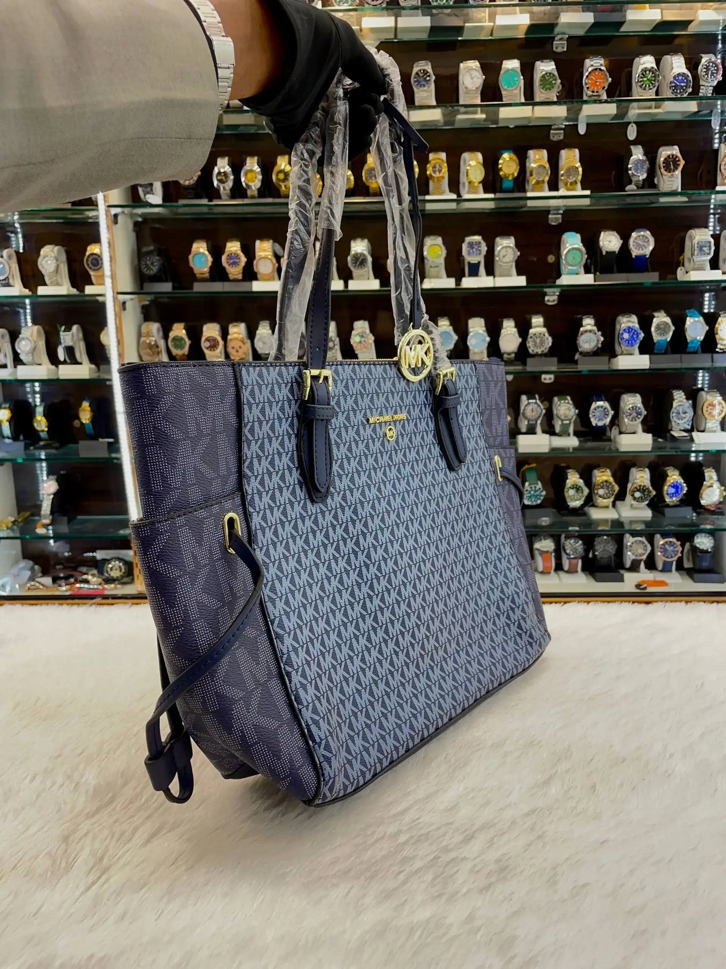 Michael Kors mk 2pc set handbag for girls