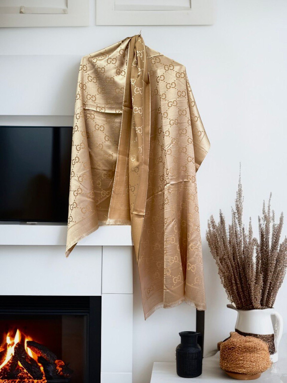 GG Semi-Woollen Stole