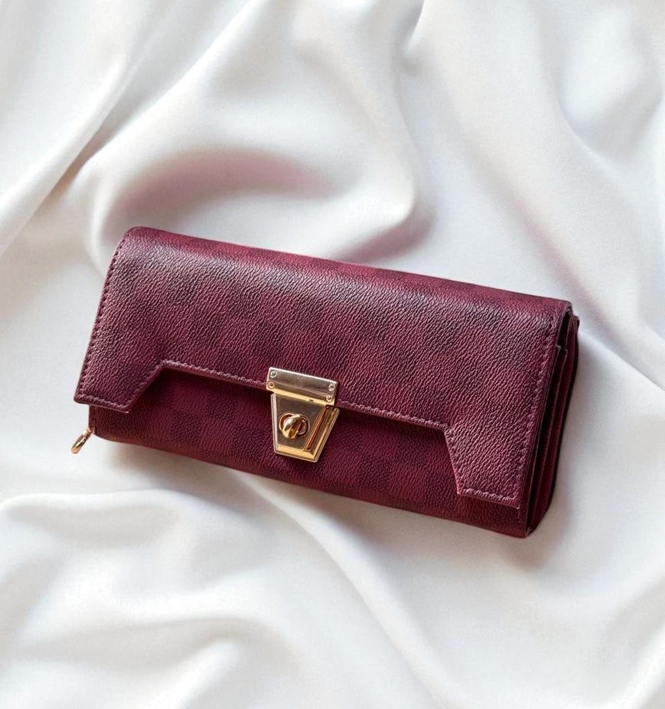 LV Ladies Dual Wallet – Elegant Hand Clutch