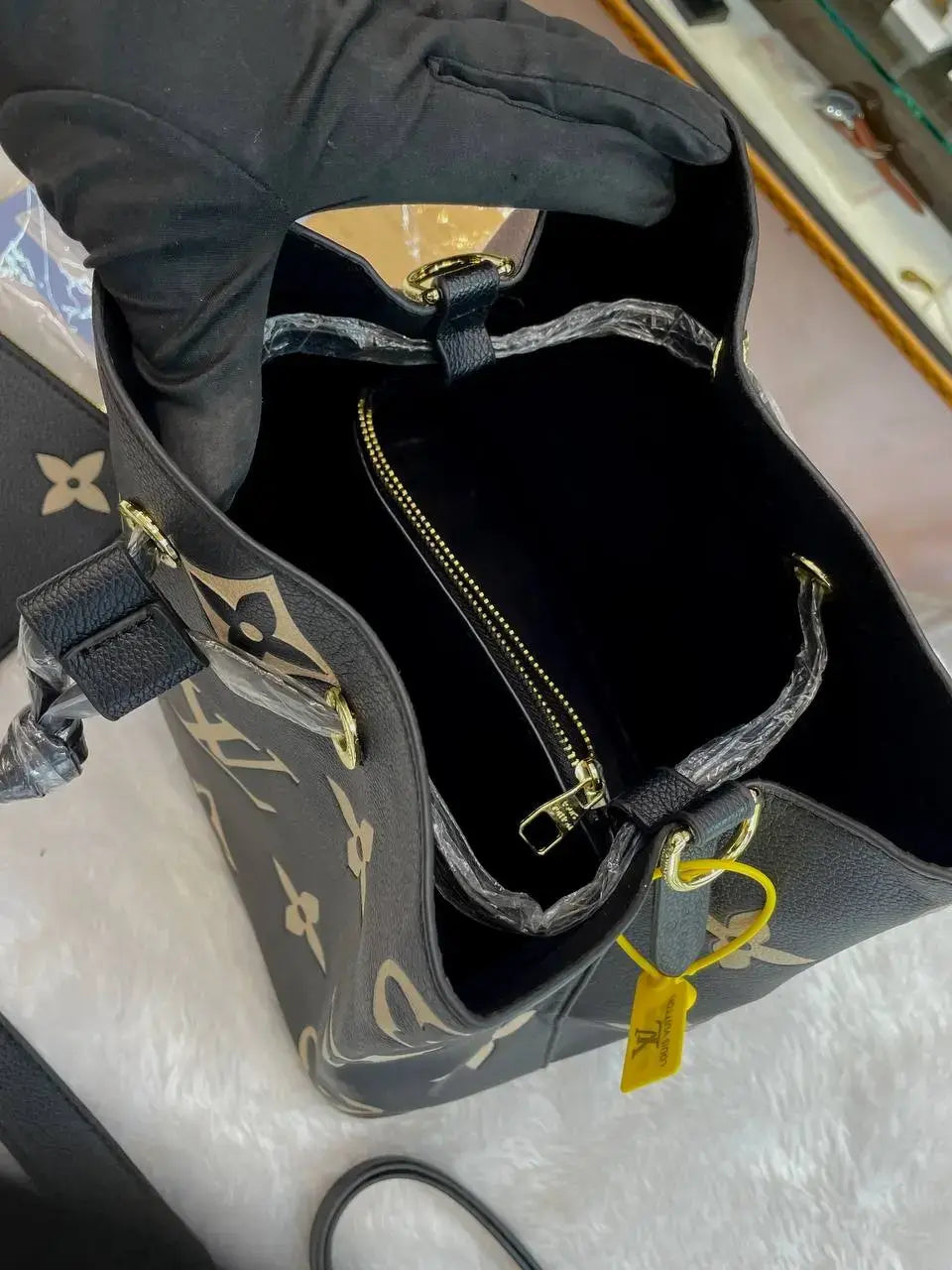 LV PREMIUM SLING BAG