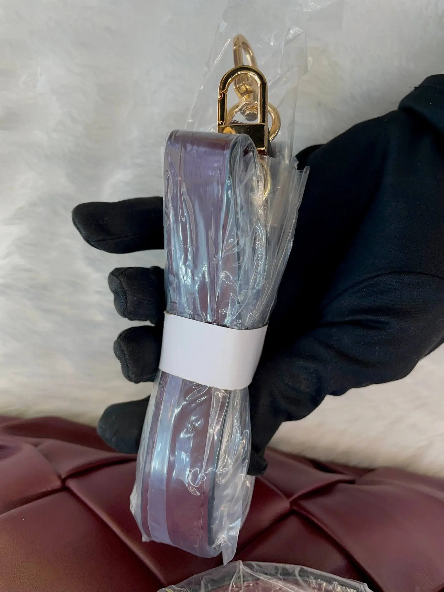 GUESS SLING BAG FOR GIRLS