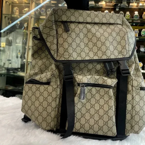 GG Big Backpack front view