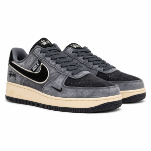 Nike x Air Force 1 Sneakers