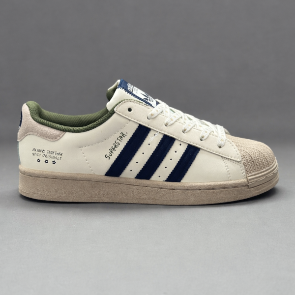 Adidas Superstar Sneakers