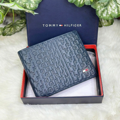 Gemini_Generated_Image_eoafcgeoafcgeoaf.png Tommy Hilfiger Luxury Wallet