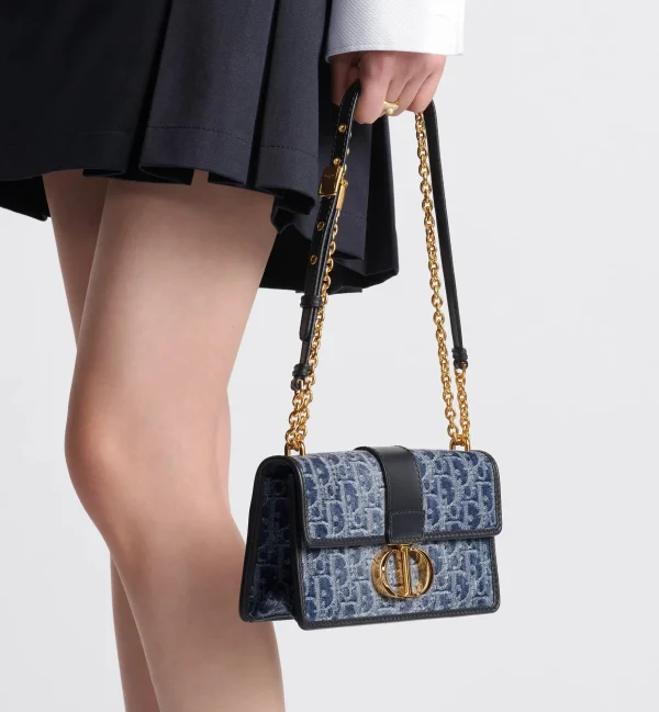 LOOK_F_24_3_LOOK_663_E10.jpg Christian Dior Premium Sling Bag for Girls - Front View