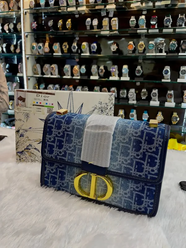 MTtvdMTg.jpg Christian Dior Premium Sling Bag for Girls - Front View
