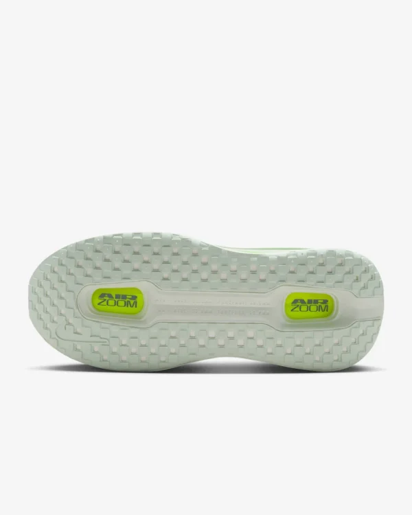 Nike Vomero Premium Men's Road Running Shoes - Side View