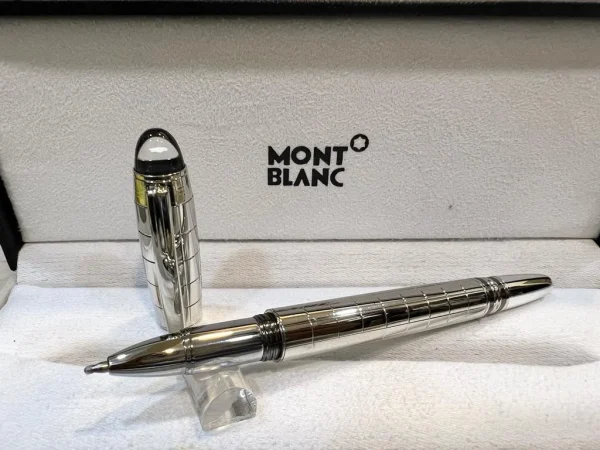WhatsAppImage2026-01-07at3.34.19PM_3.jpg Montblanc Soulmaker 100Year Special Edition Luxury Pen front view
