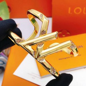 WhatsAppImage2026-01-25at6.27.08PM.jpg LV Volt One Cuff Diamond Bracelet