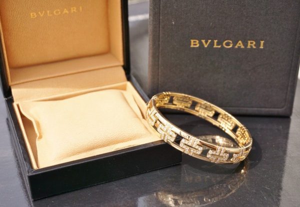WhatsAppImage2026-01-25at6.27.50PM.jpg BVLGARI Iconic Bracelet