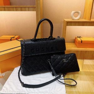 WhatsAppImage2026-03-08at5.54.06PM_1.jpg Chanel Speedy Bag – Classic Luxury Edition