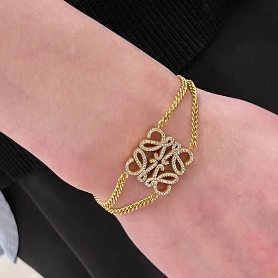 WhatsAppImage2026-03-19at2.12.14PM.jpg Loewe Anagram Embellished Chainlink Bracelet
