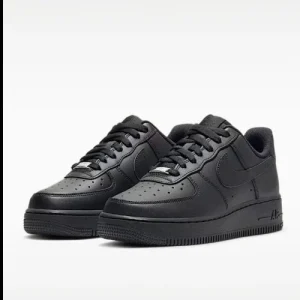 NIKE AIRFORCE 1 Sneakers in white