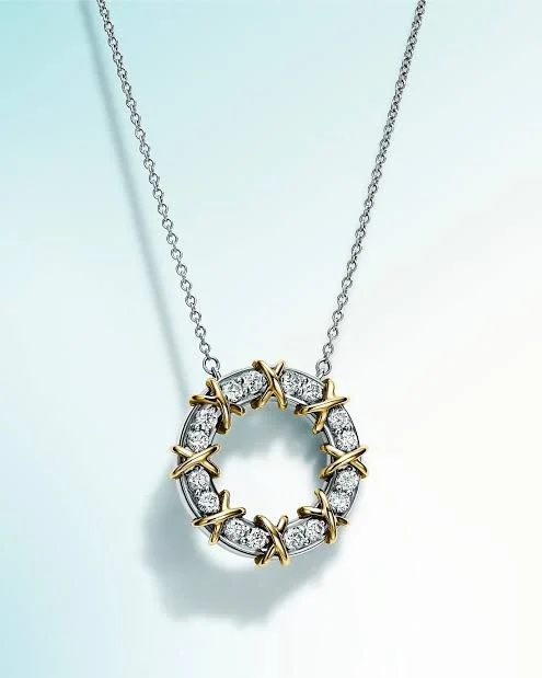 WhatsAppImage2026-04-13at3.55.03PM.jpg Sixteen Stone By Tiffany Circle Chain Pendent close-up