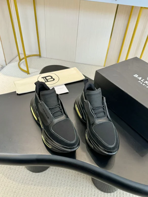 Balmain B-Bold Low-Top Sneakers in black