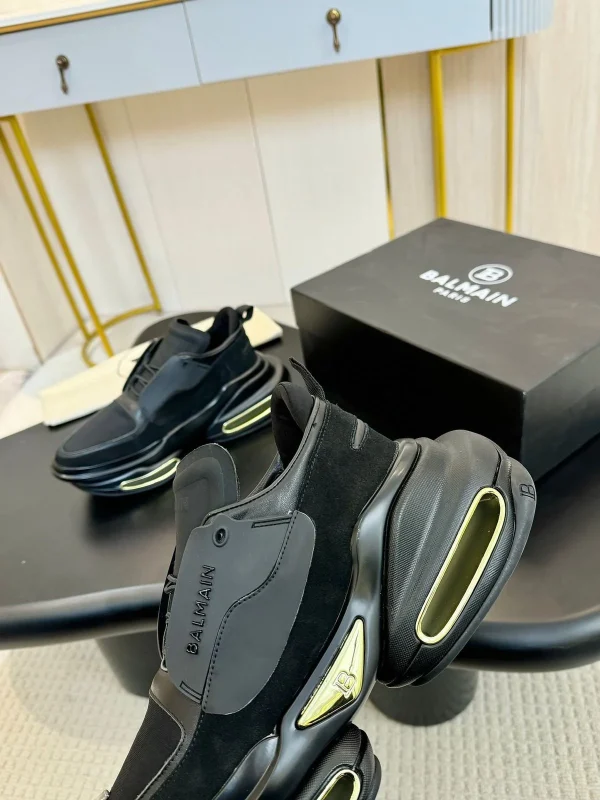 Balmain B-Bold Low-Top Sneakers in black