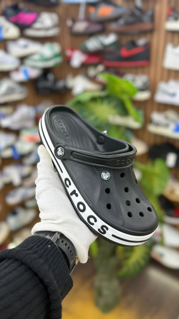 WhatsApp_Image_2026-01-24_at_9.46.09_PM.jpg Crocs Bayaband in vibrant blue color