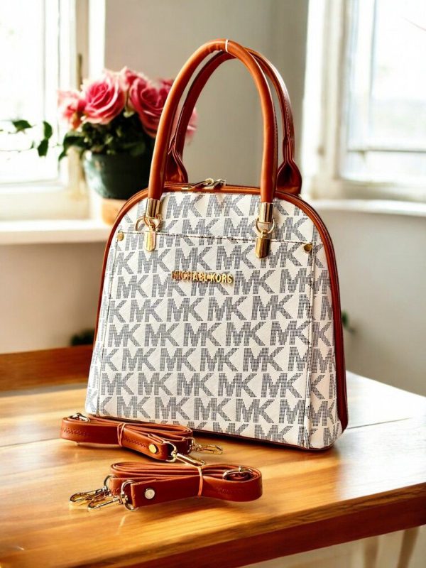 WhatsApp_Image_2026-01-25_at_6.29.50_PM_1.jpg Michael Kors 3-in-1 Convertible Backpack