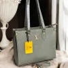 WhatsApp_Image_2026-02-19_at_8.02.33_PM.jpg LV Tote Handbag in classic design