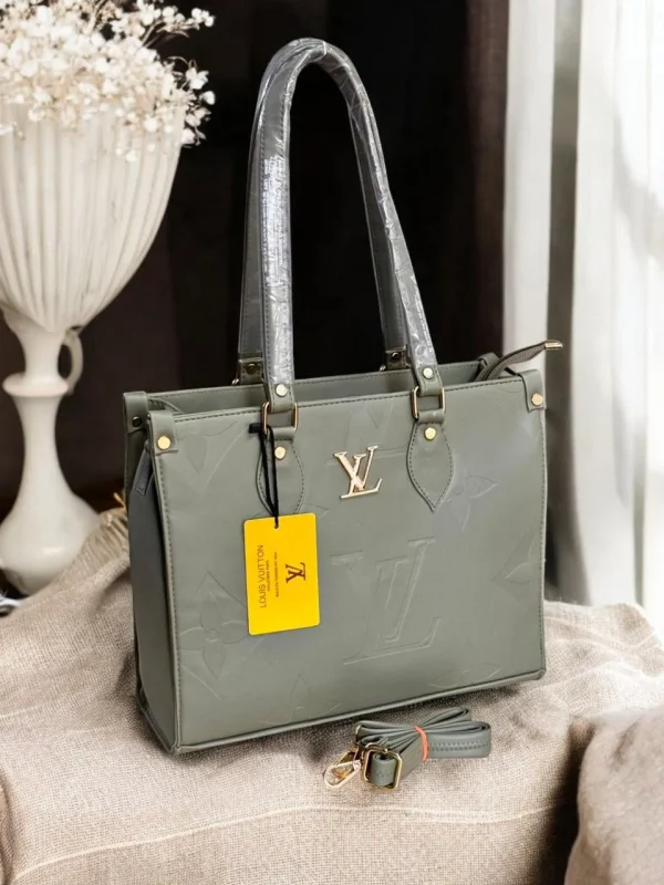 WhatsApp_Image_2026-02-19_at_8.02.33_PM.jpg LV Tote Handbag in classic design