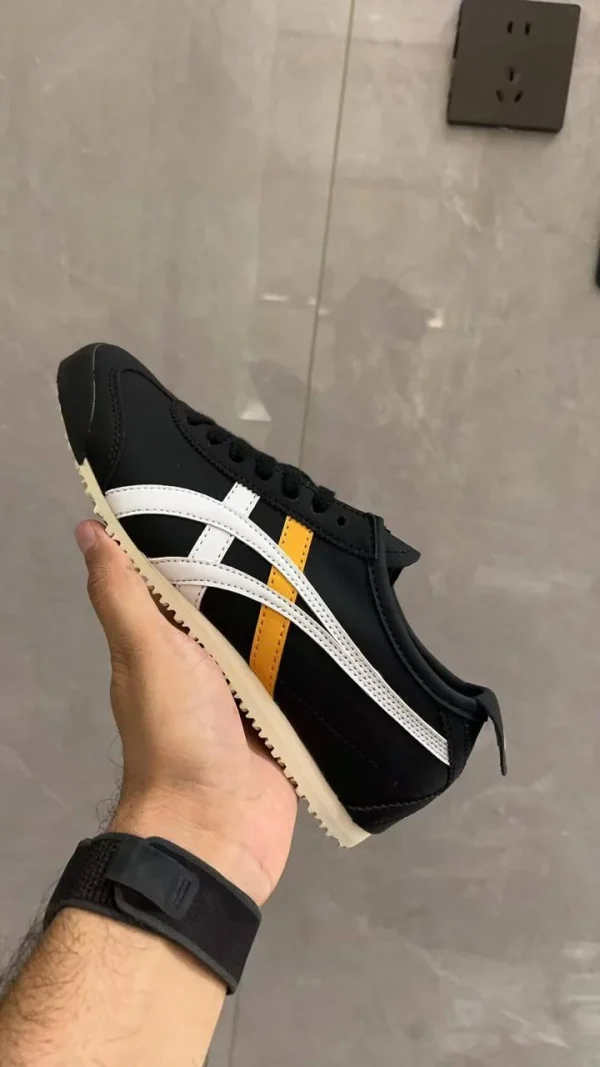 Onituska Tiger MEXICO 66 Unisex shoes in black